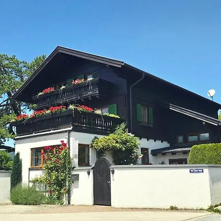 Comfortable And Spacious With Garden In Mondsee Tiefgarben * Tiefgraben