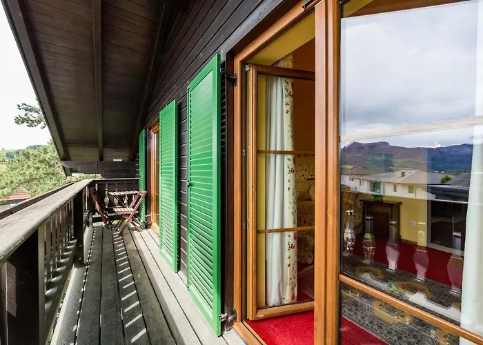 Comfortable And Spacious With Garden In Mondsee Tiefgarben *