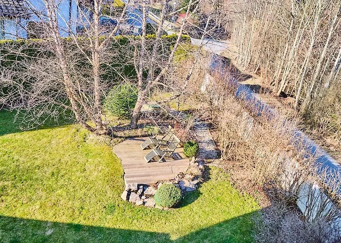 Comfortable And Spacious With Garden In Mondsee Tiefgarben * Tiefgraben