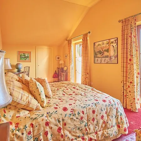 Comfortable And Spacious With Garden In Mondsee Tiefgarben Apartmán *